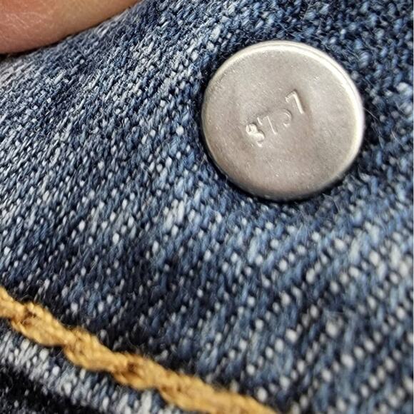 LEVI'S 529 "Curvy Boot" Zip Fly Low Waist Boot Cut Jeans 2013 - Size 4M - Picture 7 of 8